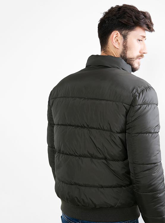Cómo Combinar Pantalones Blancos En Hombres? Consejos Silbon
