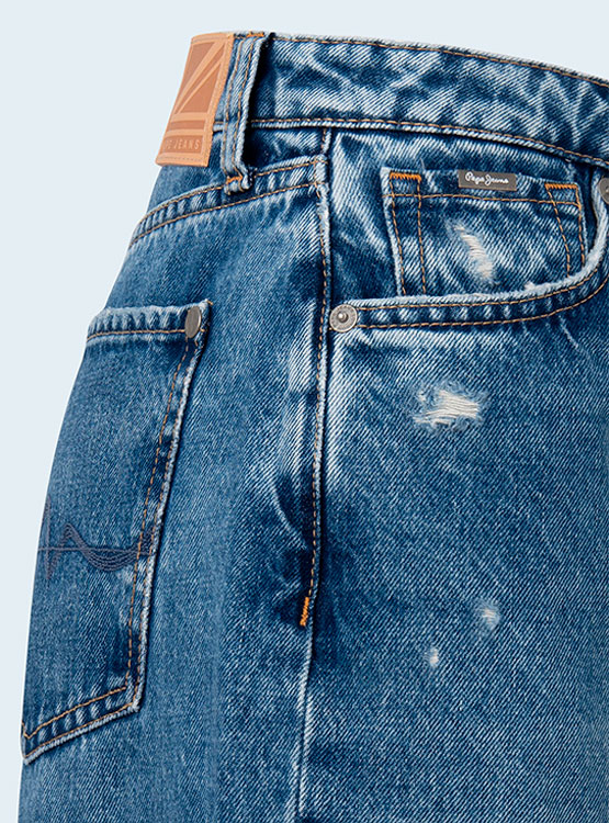 Shorts Cargo Para Mujer Pepe Jeans Anna. Color Verde Lavado, 100% Algodón. Tiro Medio, Cierre Con Botones Y Bolsillos Laterales. Ideales Para Otoño/invierno.