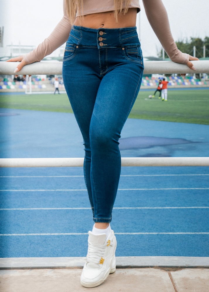 JEAN SKINNY MUJER ALEJANDRA BAIGORRIA AZUL FRIDA CORAZÓN - 1