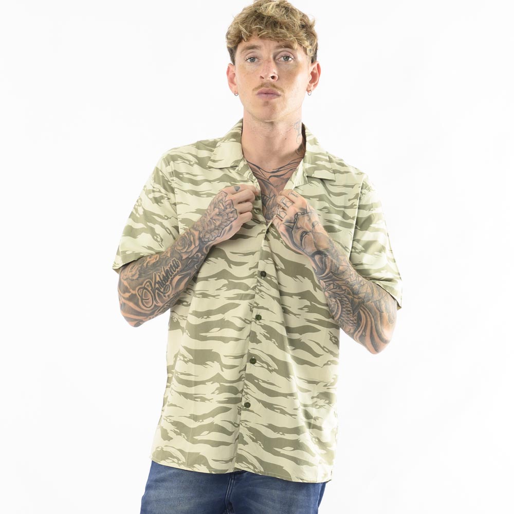 CAMISA MANGA CORTA HOMBRE BLACKOUT PRINT - 2