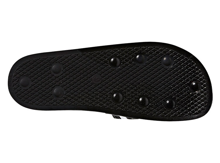 Ripley - ADIDAS SANDALIAS ADILETTE PARA HOMBRE