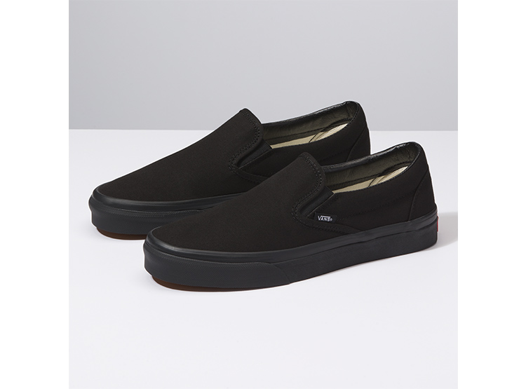 Ripley - VANS ZAPATILLAS SLIP-ON VN000EYEBKA PARA MUJER