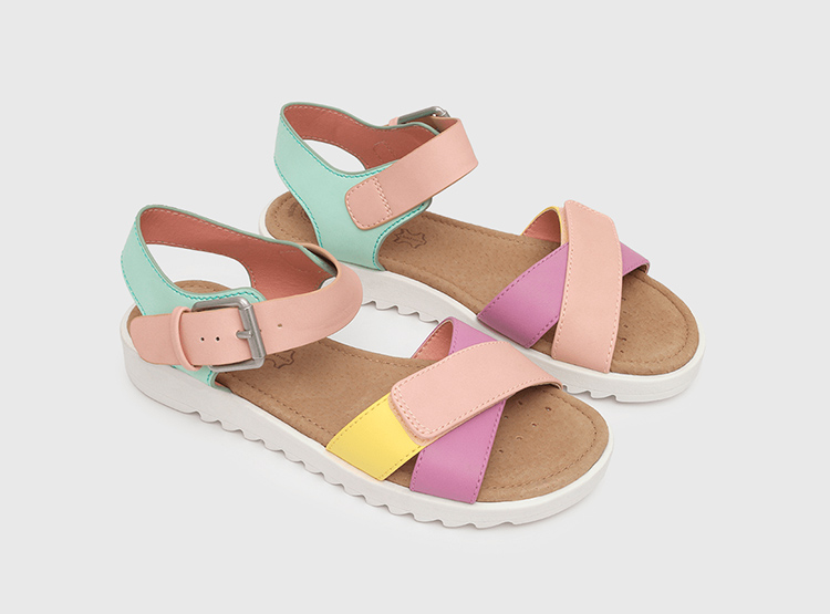 SANDALIAS PARA NIÑA KID COLLOKY