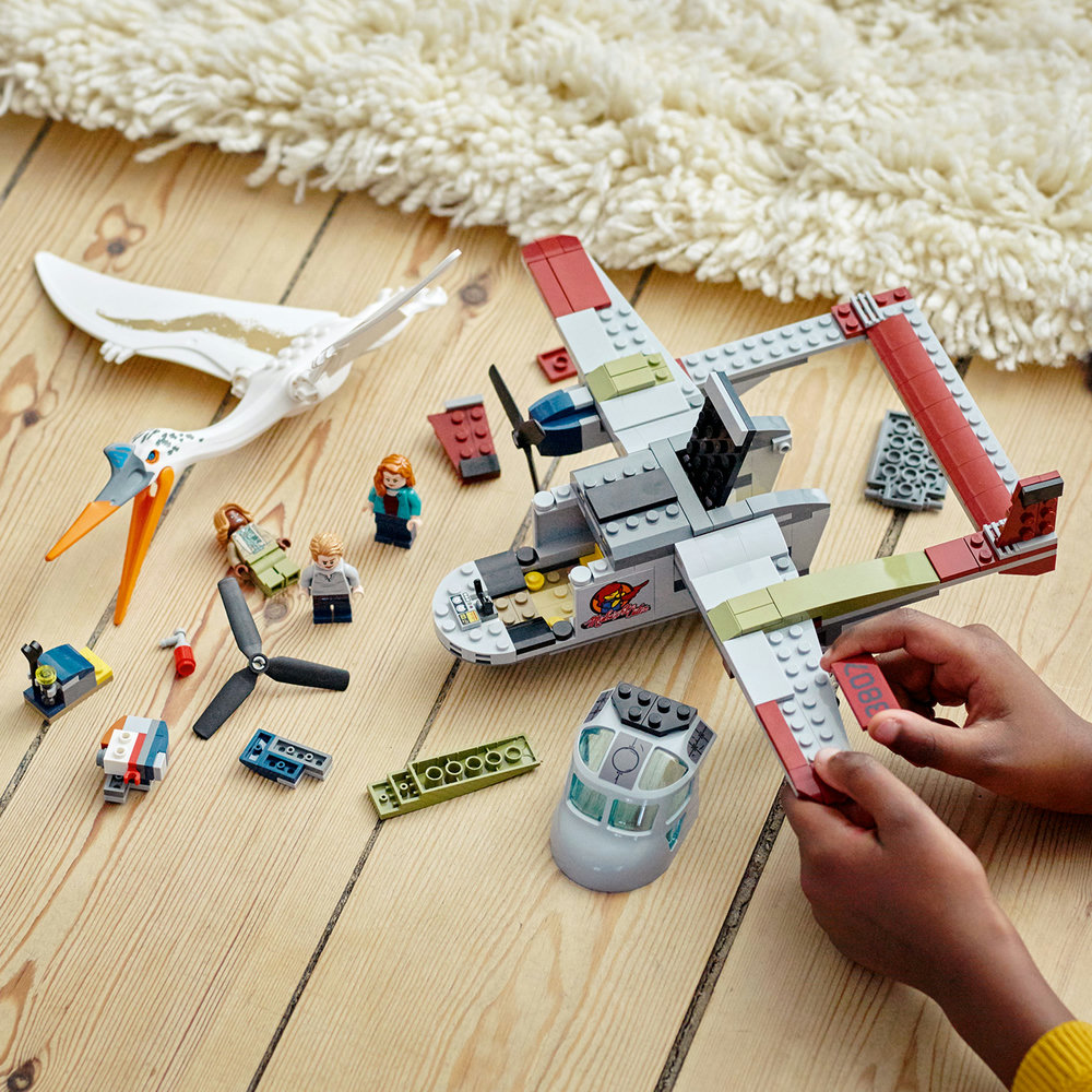 Ripley - BLOQUES CONSTRUCCION LEGO 76947 EMBOSCADA AEREA DEL QUETZALCOATLUS
