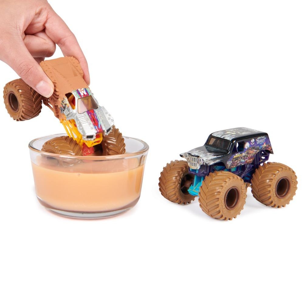 PACK 2 MONSTER JAM 6067514 VEHICULOS MISTERIOSOS ESCALA 1 64 - 3