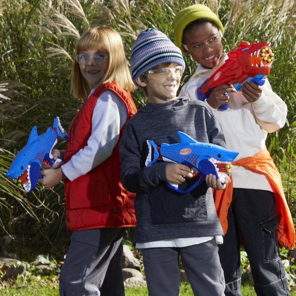 LANZADOR NERF JUNIOR WILD SHARKFIRE - 11