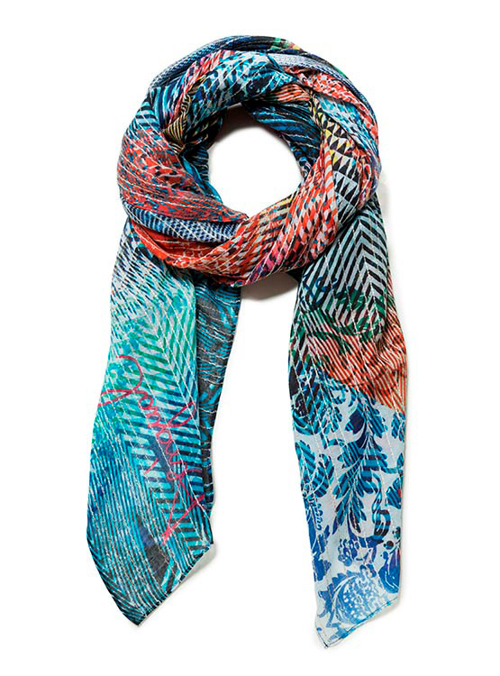 Foulard triangular flecos de mujer I