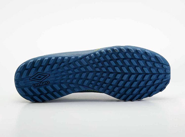 Ripley - ZAPATILLAS FÚTBOL UMBRO PARA NIÑO TOCCO LEAGUE TF - JNR