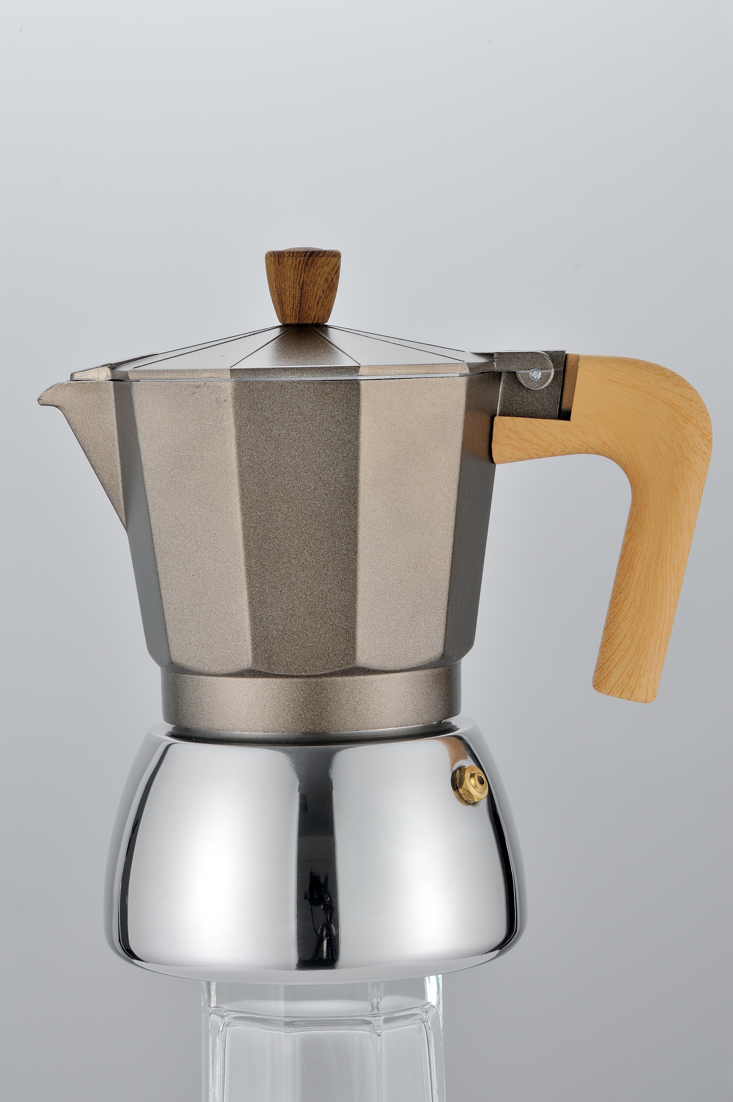 Cafetera Dolce Gusto Luz Amarilla. Las mejores ofertas.